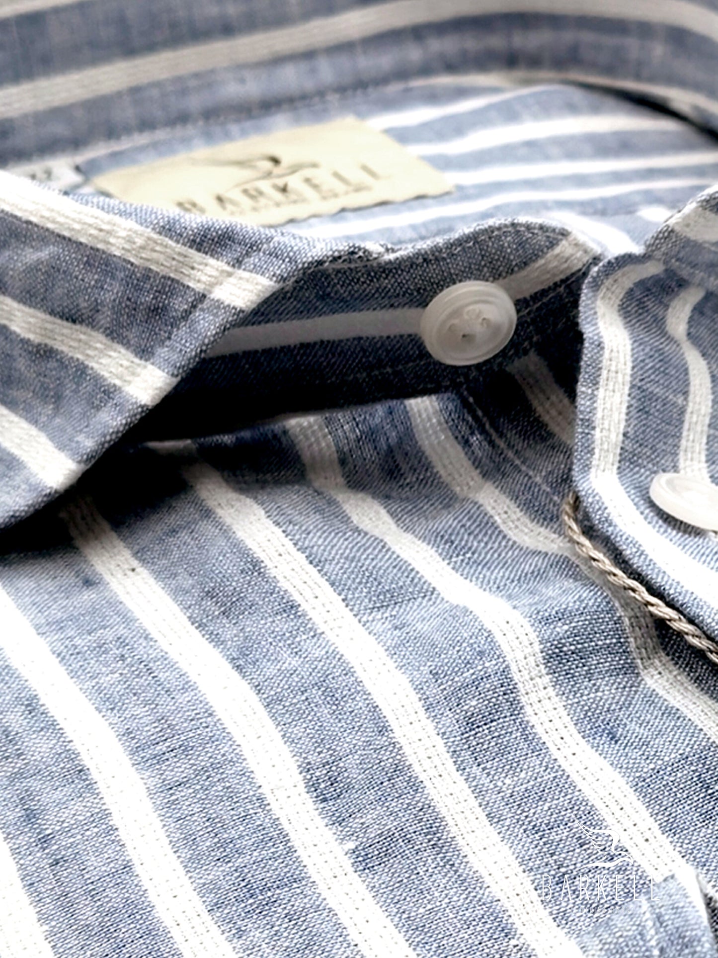 Camicia in Puro Lino Rigata Blu Fondo Bianco Collo Francese Piccolo
