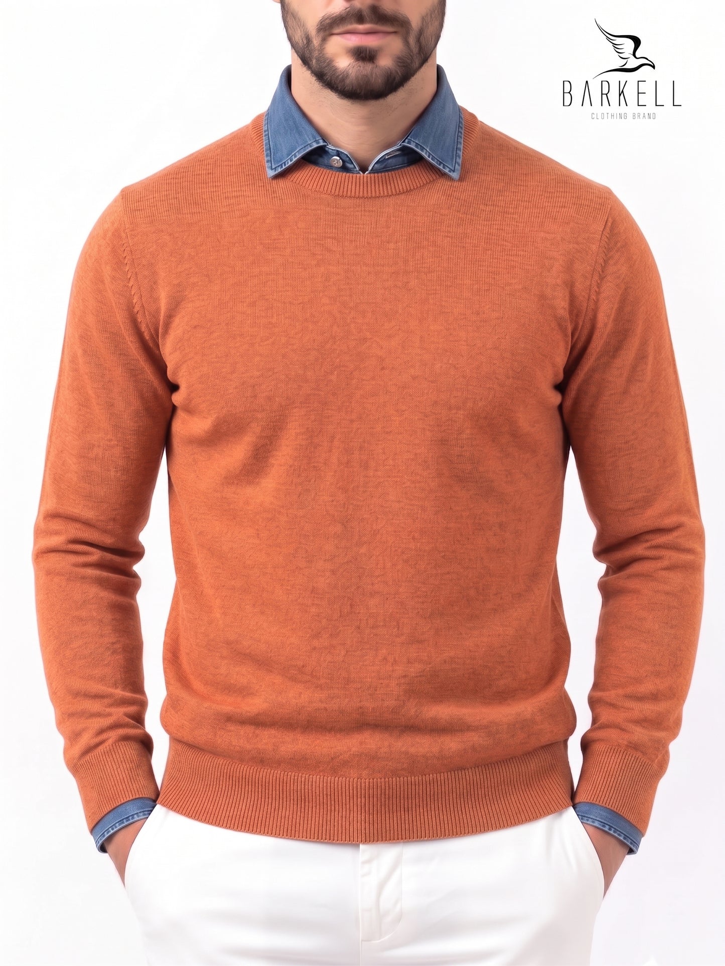 Jersey de cuello redondo en color beige de mezcla de lana con 10% cashmere