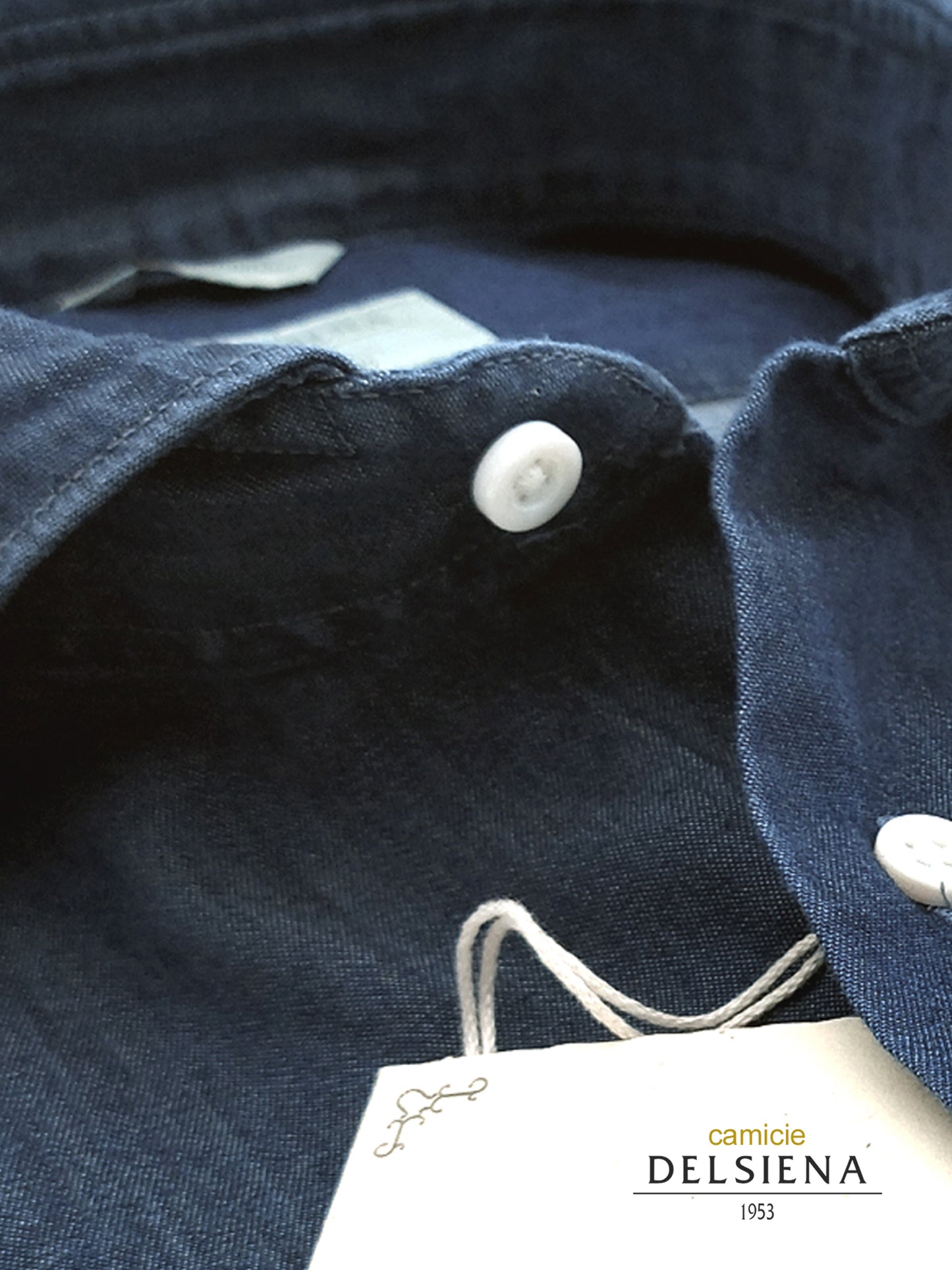 Camicia in Cotone Denim Extra Fine Color Jeans Medio Collo Francese Cutaway