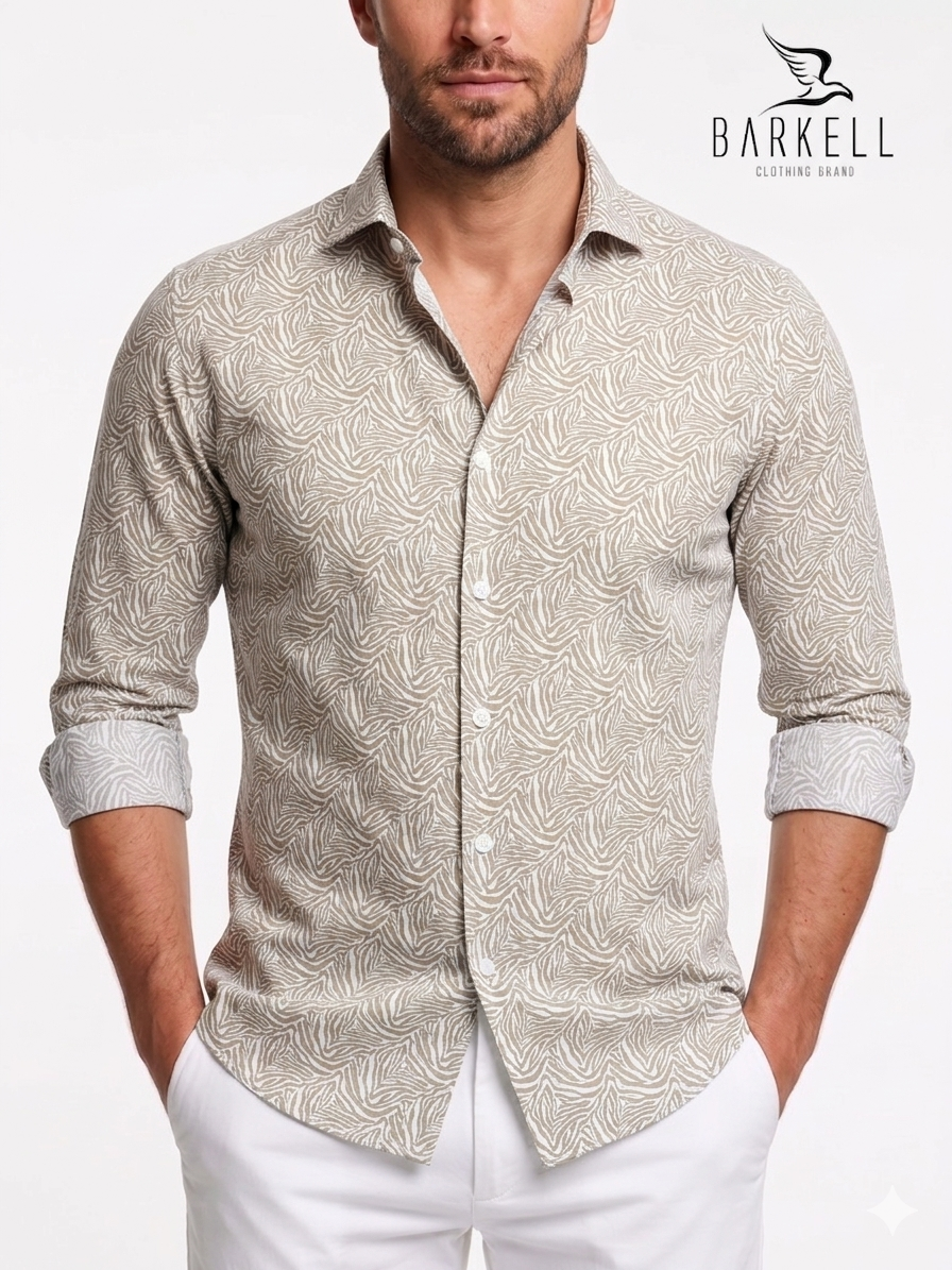 Camicia in Cotone Fantasia Safari Bianco Fondo Sabbia Collo Francese Piccolo