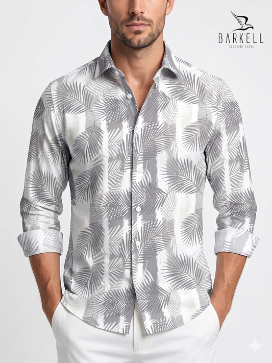 Camisa de Algodón con Estampado de Palmeras Gris Paloma y Fondo Blanco. Cuello francés pequeño