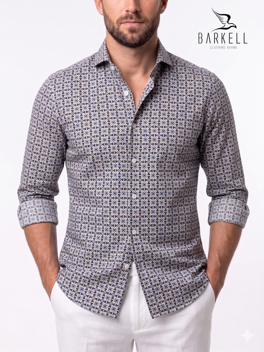 Camicia in Cotone Fantasia Geometrica Marrone e Blu Fondo Coloniale Collo Francese Cutaway