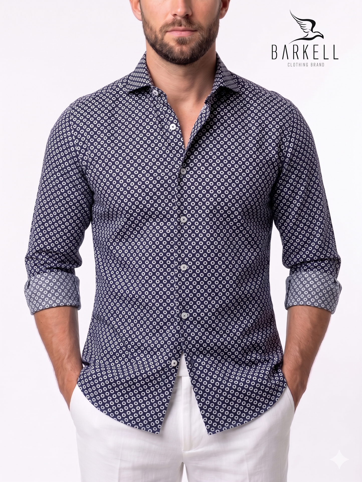 Camicia in Cotone Fantasia Geometrica Nocciola e Bianco Fondo Blu Collo Francese