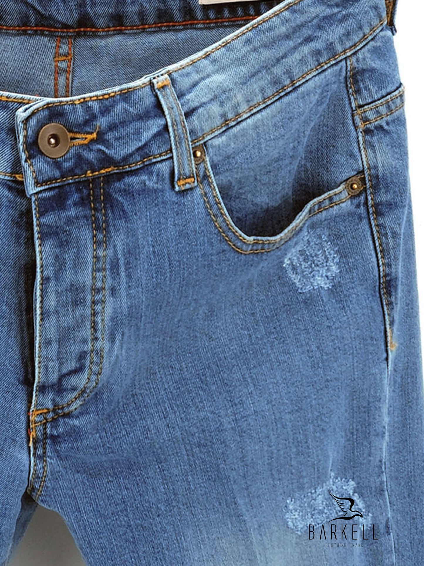 Jeans Modello Cinque Tasche Lavaggio Super Stone Wash con Rinnacci