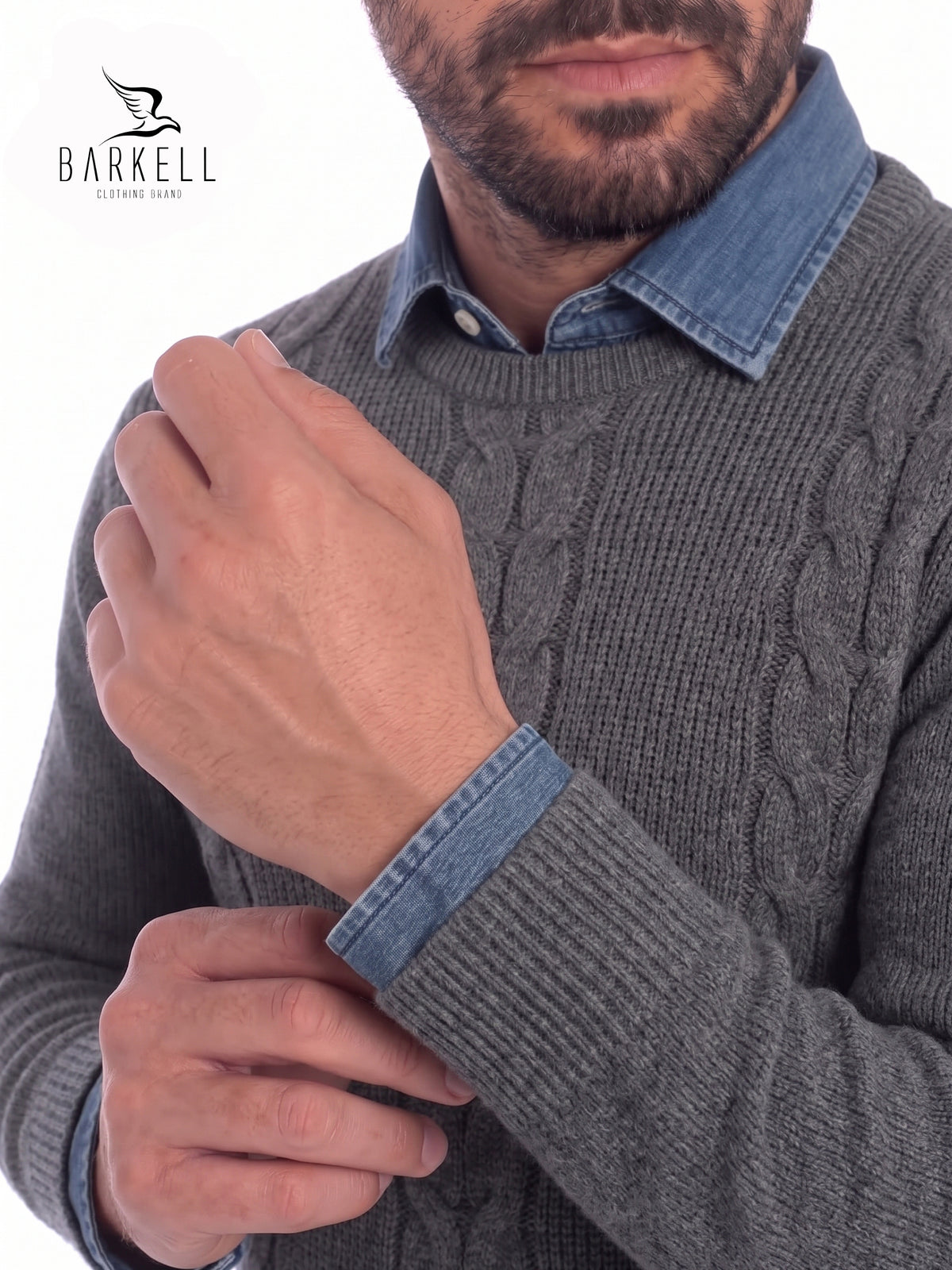 Crew-neck sweater in pure extrafine merino wool in red
