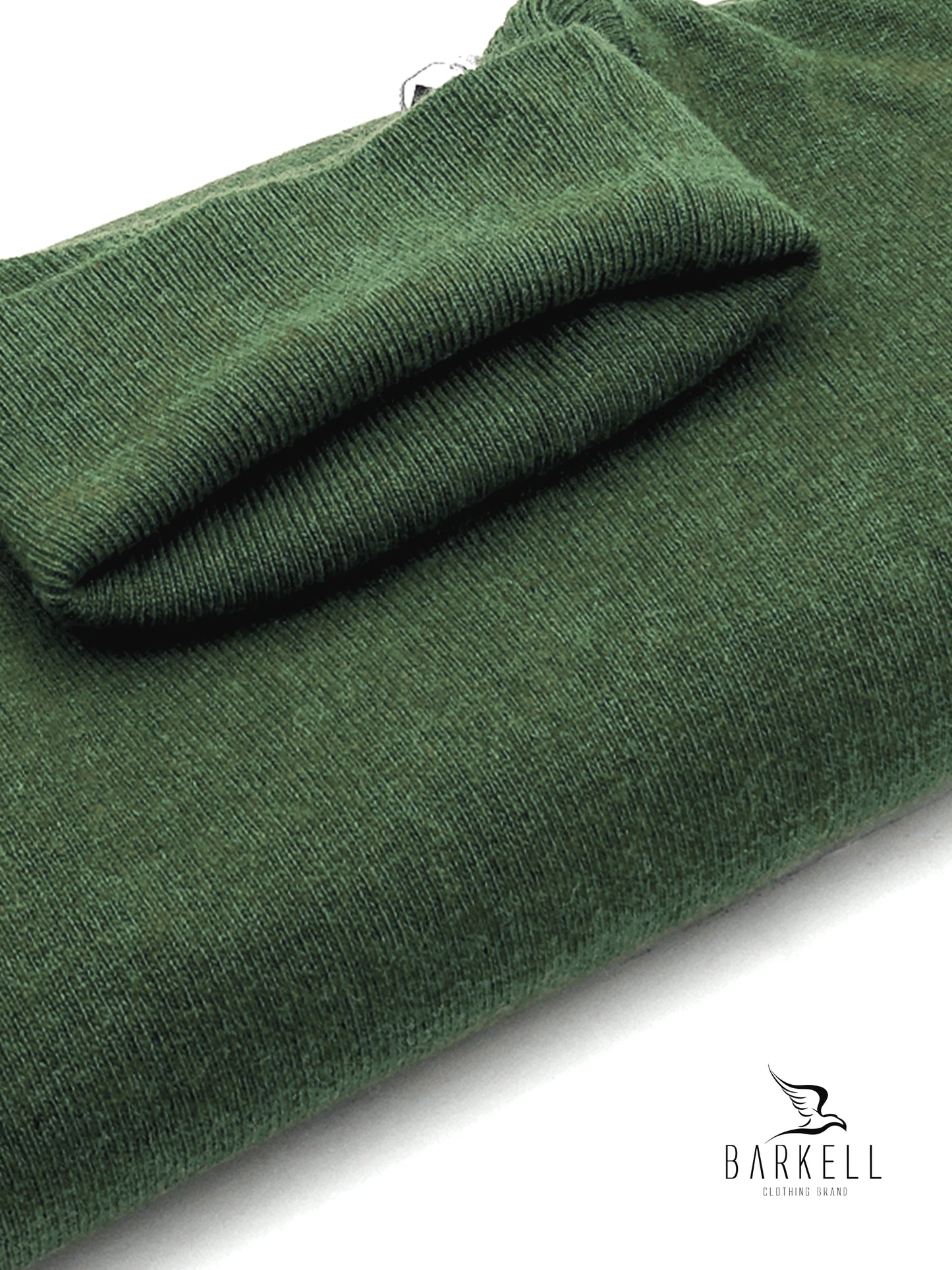 Maglia Dolcevita Rasata in Misto Lana con 10% di Cashmere Color Verde Felce