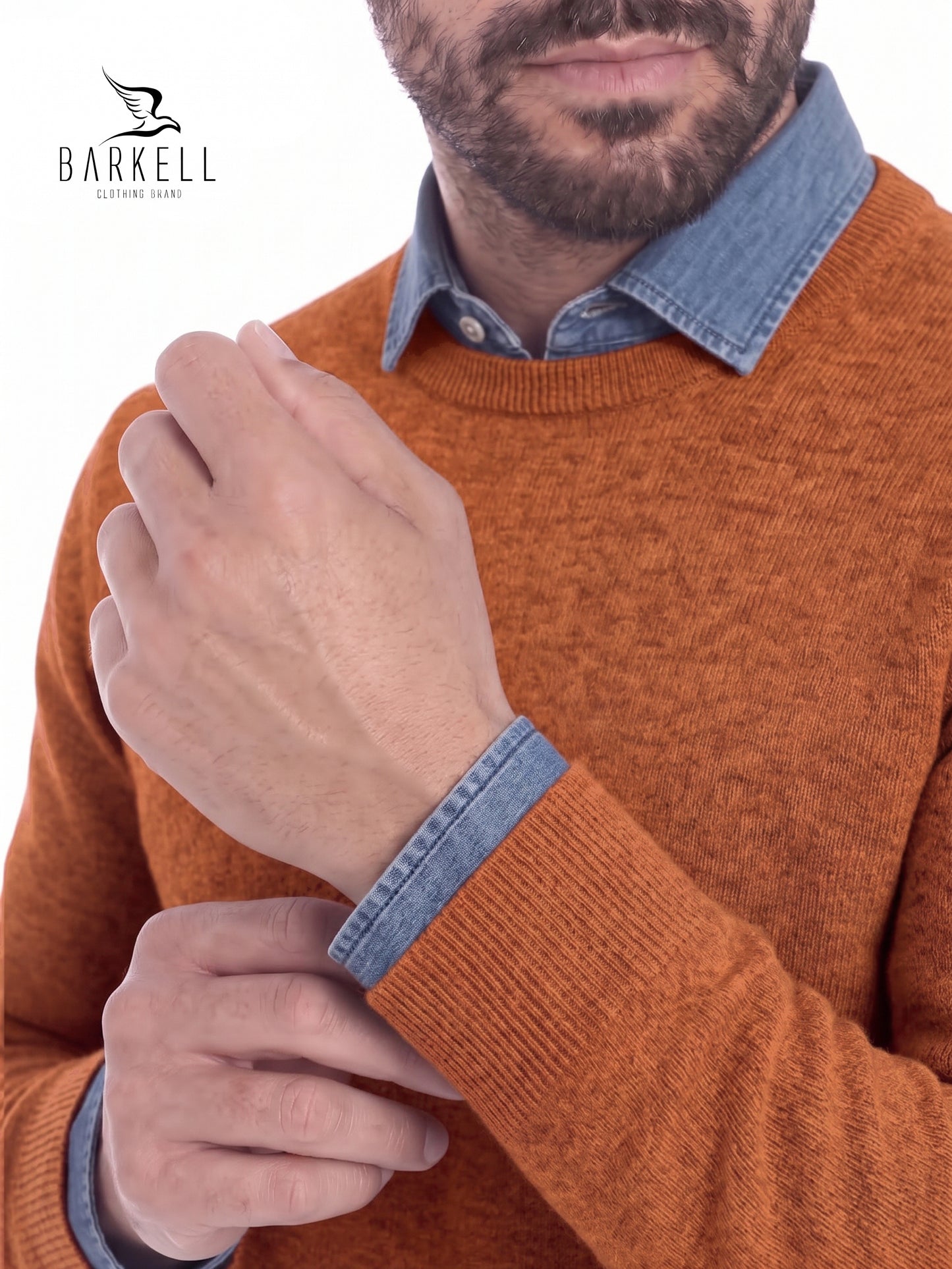 Jersey de cuello redondo en color beige de mezcla de lana con 10% cashmere