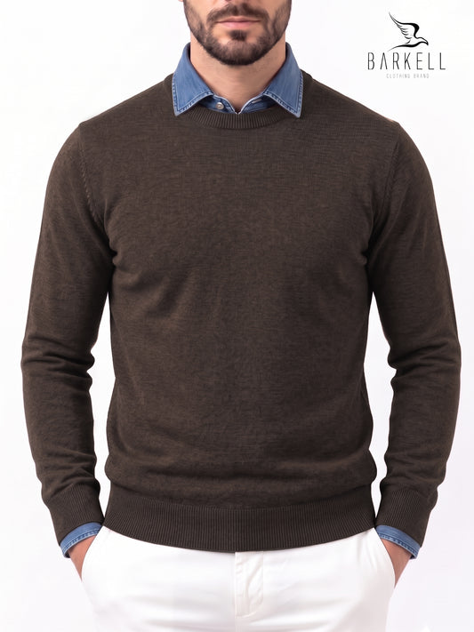 Pull à col rond en mélange de laine marron foncé avec 10 % de cachemire
