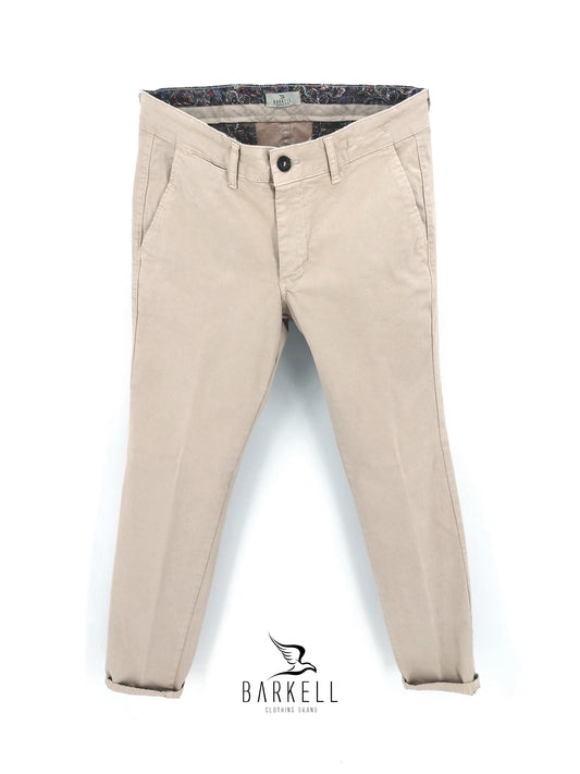 Pantalone Beige Modello Chinos in Cotone Raso