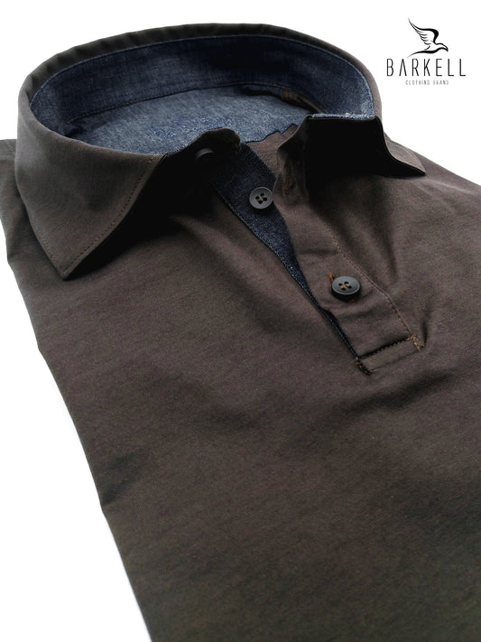 Polo con Collo Camicia in Filo di Scozia Color Marrone
