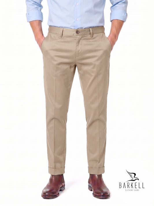 Pantalone Beige Modello Chinos in Cotone Raso