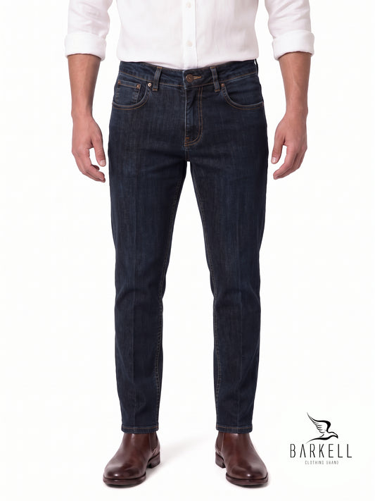 Jeans modelo cinco bolsillos, lavado normal suavizado