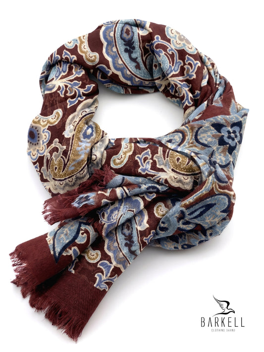 Scarf in High Quality Pure Wool with Colonial Paisley Pattern on Brown Background