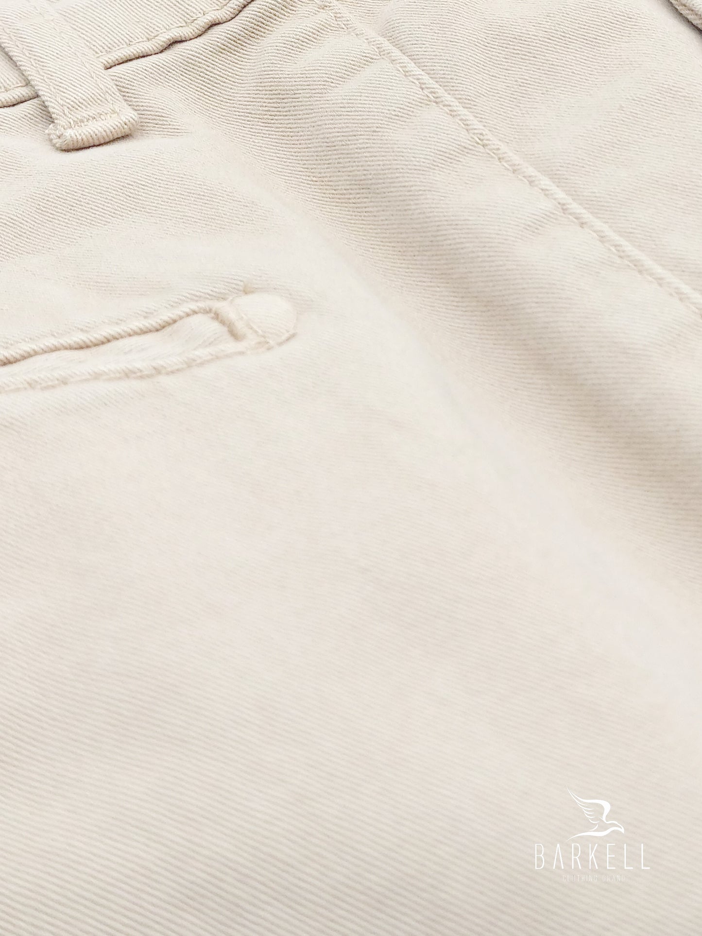 Pantalone Panna Modello Chinos in Cotone Gabardina