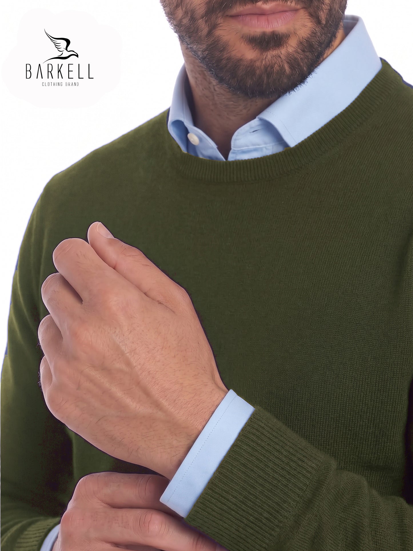 Pull col rond en pure laine mérinos extrafine de couleur militaire